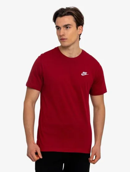 Nike Sportswear Club