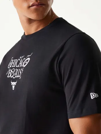 NBA COURT GRAPHIC REG TEE